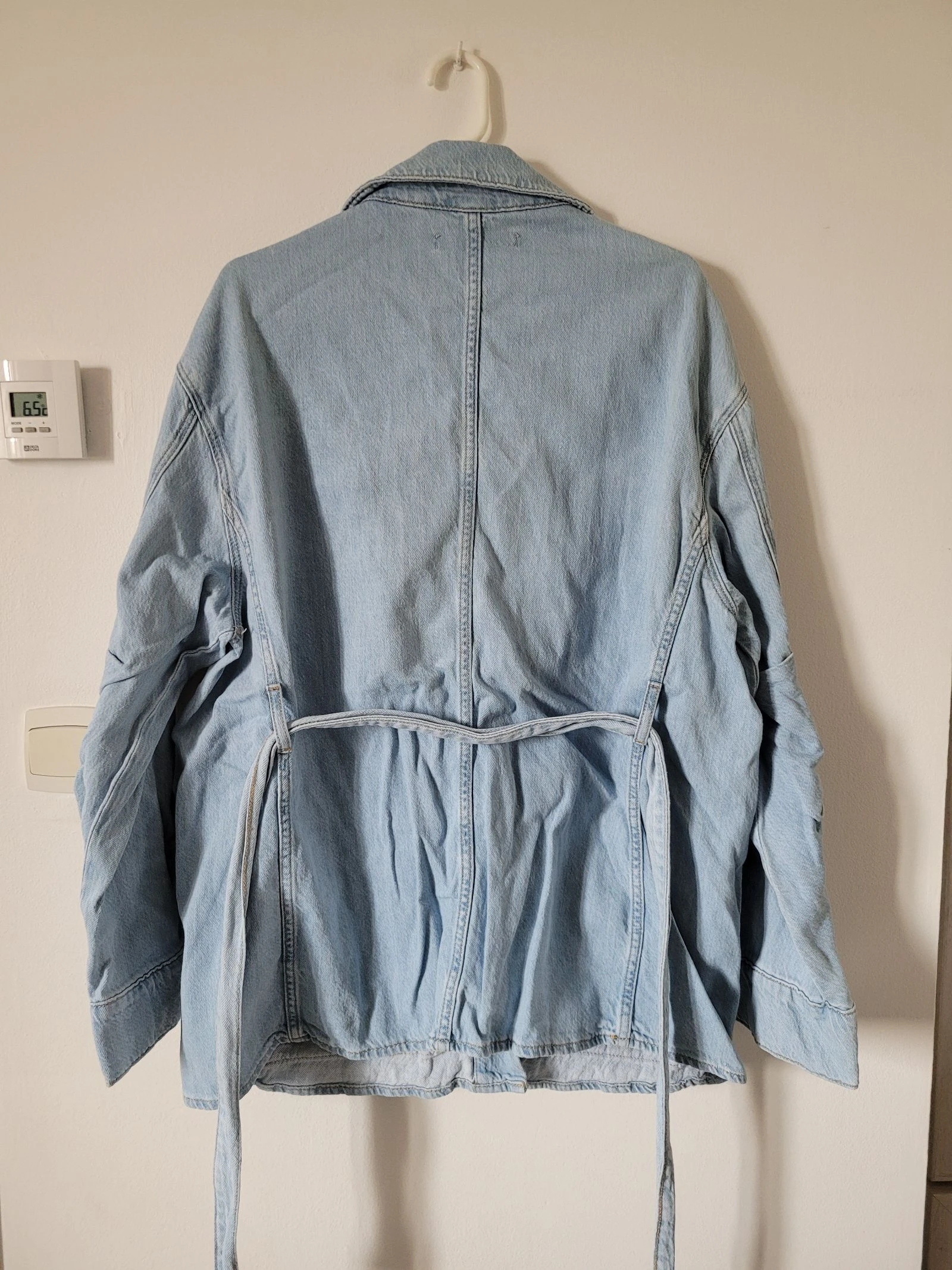 Veste jeans Zara azul claro com cinto – Tamanho G – photo 7